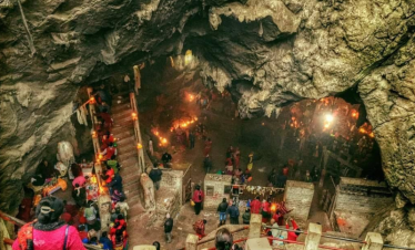Pilgrims offering prayers at Halesi Mahadev Temple